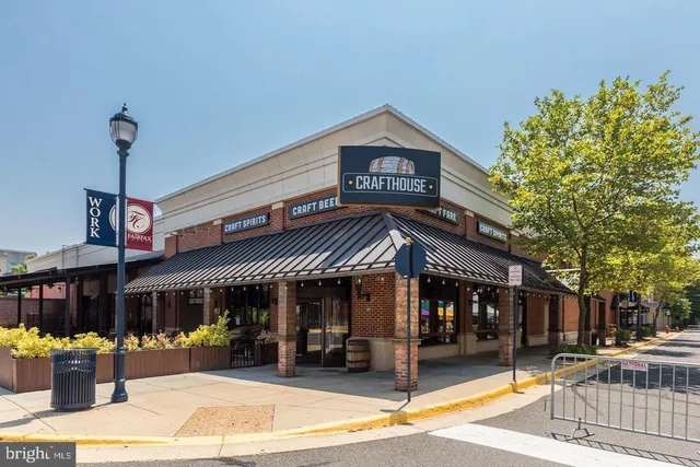 $1,100,000 | 12016 Wayland Street, Oakton, VA 22124