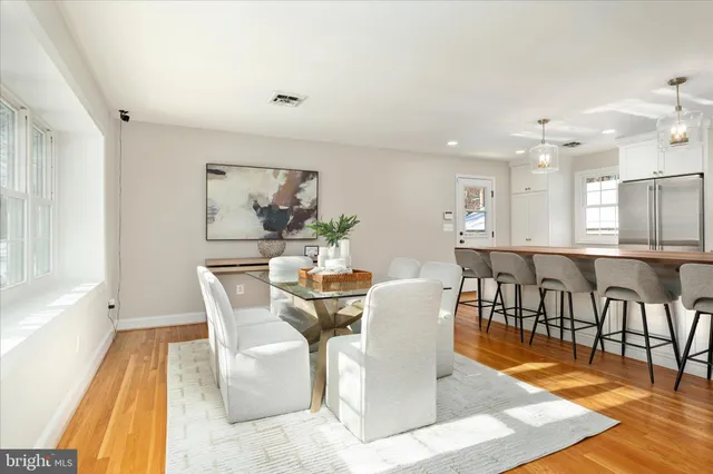 $1,100,000 | 12016 Wayland Street, Oakton, VA 22124