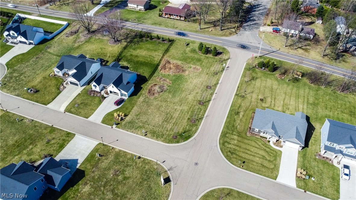 5677 Shadow Ridge Circle Northwest North Canton, OH 44720 - Photo 3 of 4