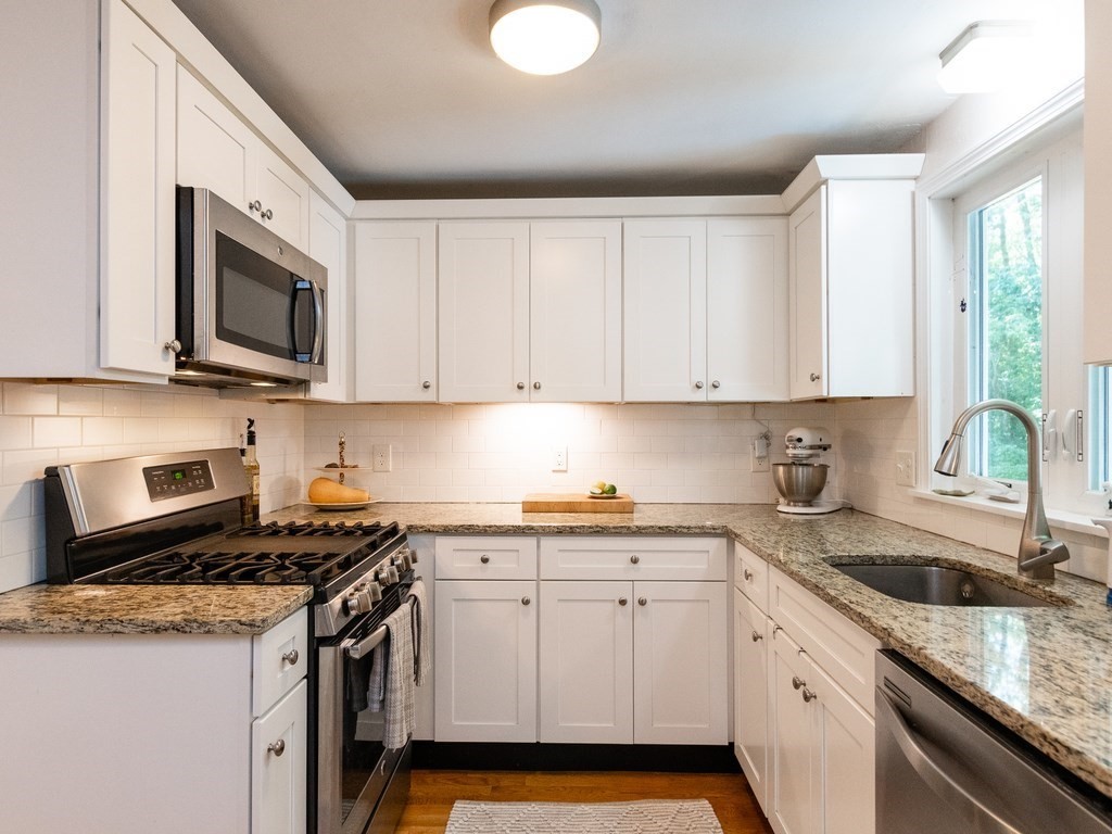 30 Chickering Road Dedham, MA 02026 - Photo 3 of 37 Gallery Image 3