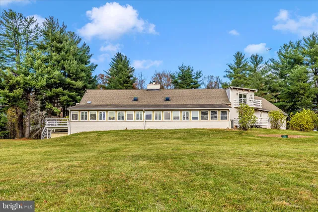 $1,100,000 | 18820 Wasche Road, Dickerson, MD 20842