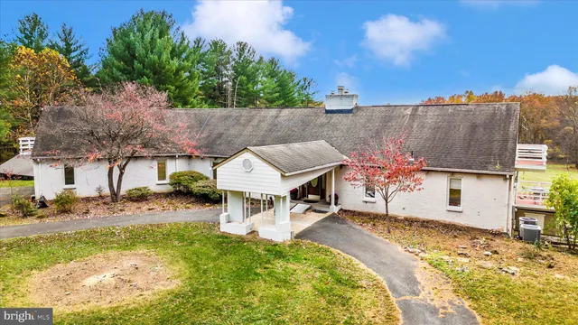 $1,100,000 | 18820 Wasche Road, Dickerson, MD 20842