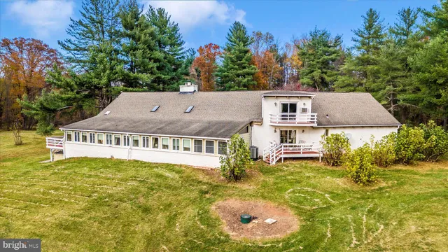 $1,100,000 | 18820 Wasche Road, Dickerson, MD 20842