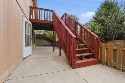 $380,000 | 2709 South 23rd Street, Leavenworth, KS 66048
