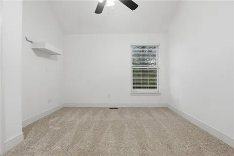 $380,000 | 2709 South 23rd Street, Leavenworth, KS 66048