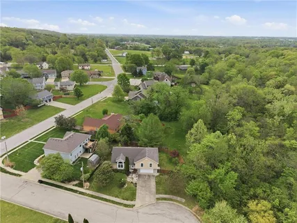 $380,000 | 2709 South 23rd Street, Leavenworth, KS 66048