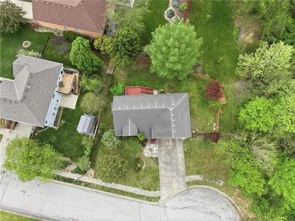 $380,000 | 2709 South 23rd Street, Leavenworth, KS 66048