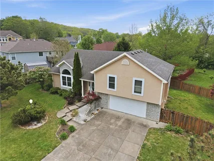 $380,000 | 2709 South 23rd Street, Leavenworth, KS 66048