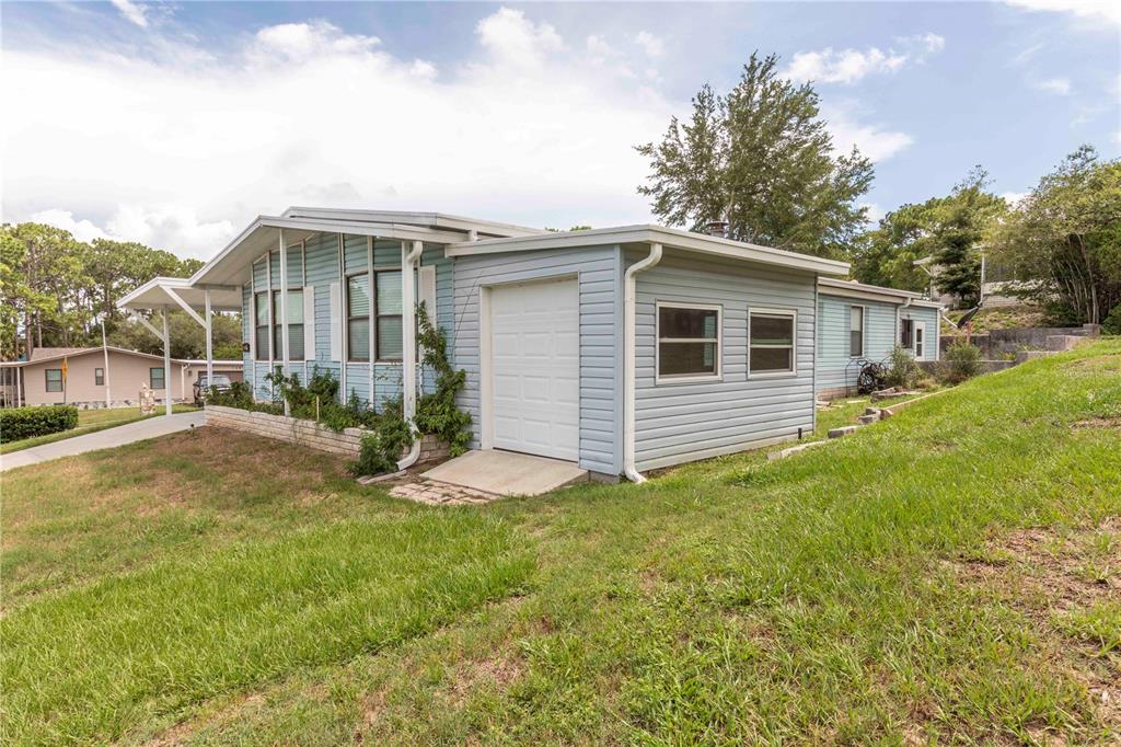 7379 Del Rio Avenue Brooksville, FL 34613 - Photo 4 of 31