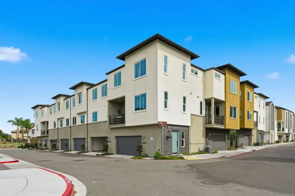 $1,039,950 | 14007 Lilah Lane, San Diego, CA 92128