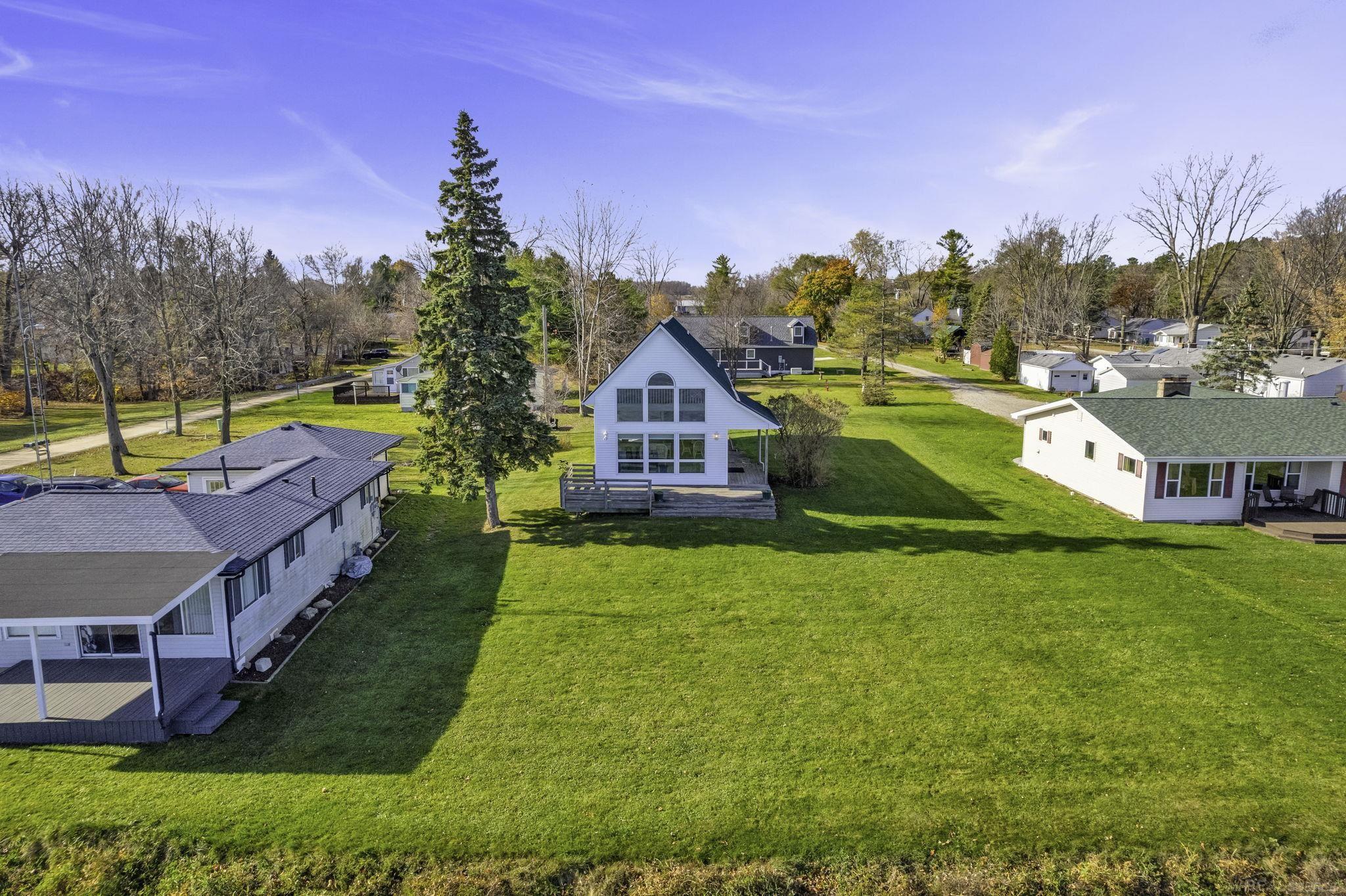 6841 Lakeshore Road Lexington, MI 48450 - Photo 46 of 52
