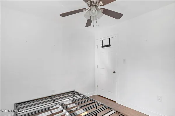 $324,900 | 215 South Pinehurst Street, Aberdeen, NC 28315