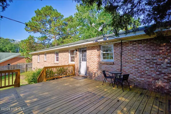 $324,900 | 215 South Pinehurst Street, Aberdeen, NC 28315