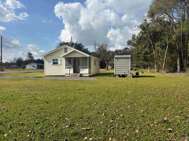 $89,000 | 44260 Trabeaux Street, Sorrento, LA 70778