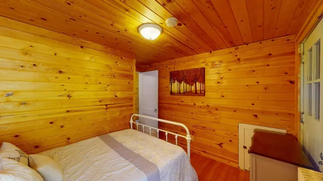 $299,000 | 10711 Highway 23, Orr, MN 55771