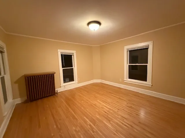 $2,750 | 371 Fulton Street, Unit 2, Elgin, IL 60120