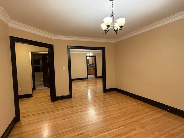 $2,750 | 371 Fulton Street, Unit 2, Elgin, IL 60120