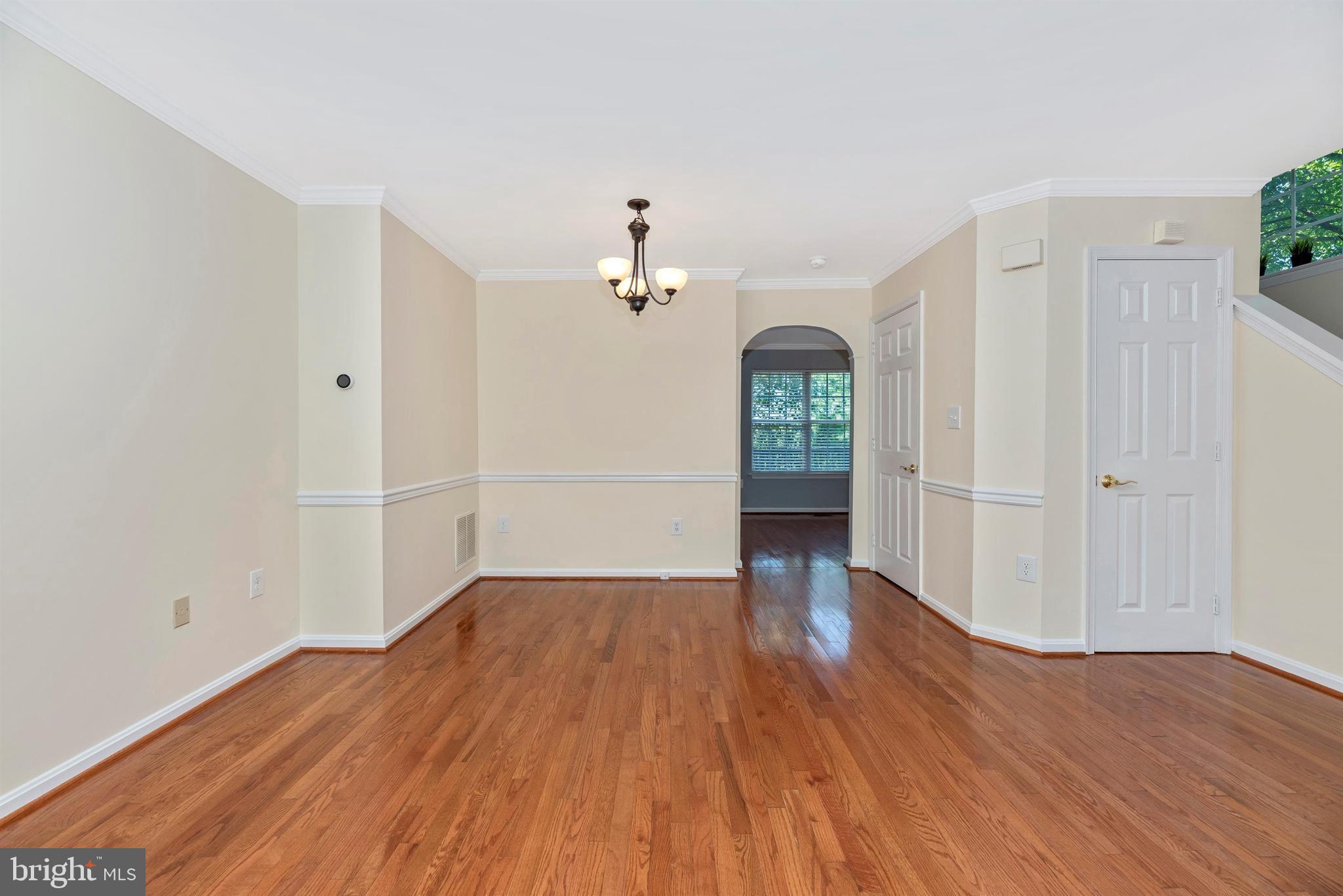 9101 Ridgefield Lane Frederick, MD 21701 - Photo 5 of 57 Gallery Image 5