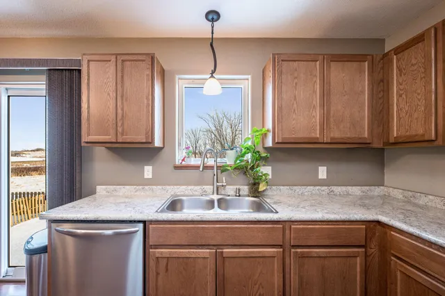 $349,900 | 71 Benson Trail, Unit 71, North Mankato, MN 56003