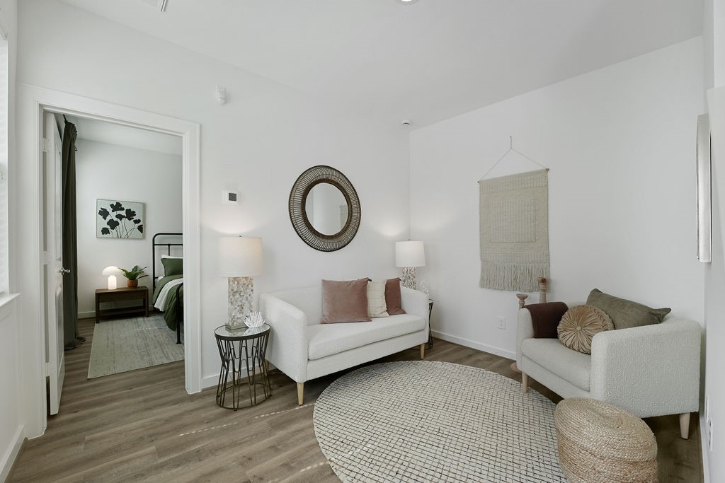 1208 Highland Row Lane Houston, TX 77091 - Photo 11 of 29 *Photos of staged model home. Finish package will feature blonde flooring with green and taupe cabinetry.