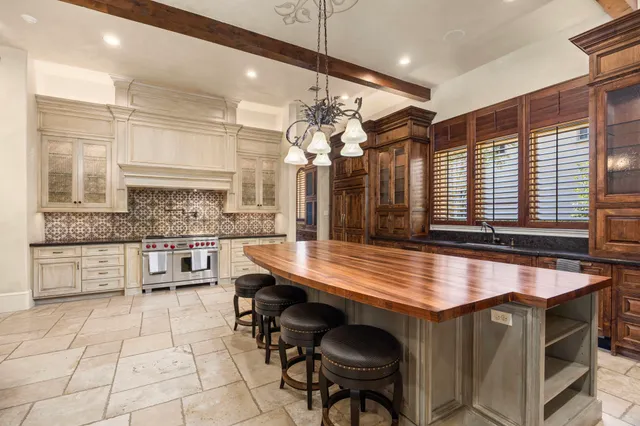 $4,975,000 | 5550 Candlewood Drive, Houston, TX 77056