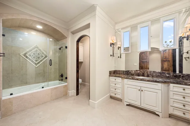 $4,975,000 | 5550 Candlewood Drive, Houston, TX 77056