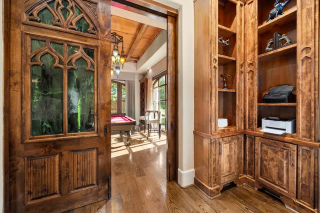 $4,975,000 | 5550 Candlewood Drive, Houston, TX 77056