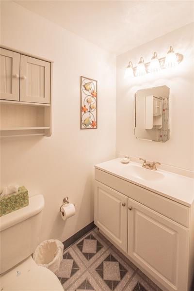 6 Kinzua Road Pittsburgh, PA 15239 - Photo 19 of 25 2nd floor full bathroom, recently updated.