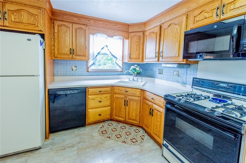 6 Kinzua Road Pittsburgh, PA 15239 - Photo 9 of 25 Kitchen offers plenty of cabinet space.