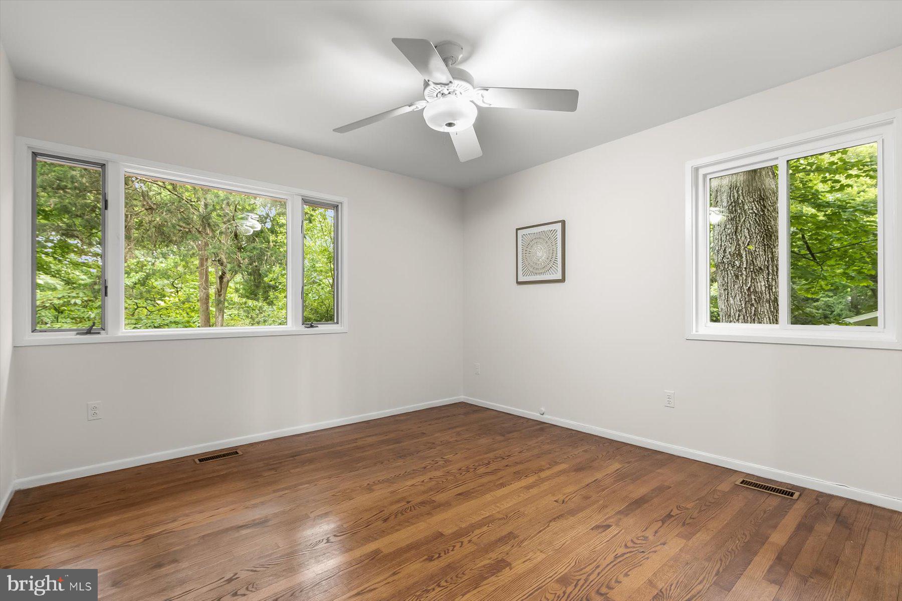 8108 Hamilton Spring Road Bethesda, MD 20817 - Photo 38 of 48