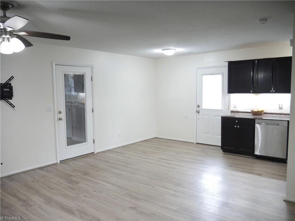 353 Ridgecrest Drive King, NC 27021 - Photo 2 of 20 Gallery Image 2