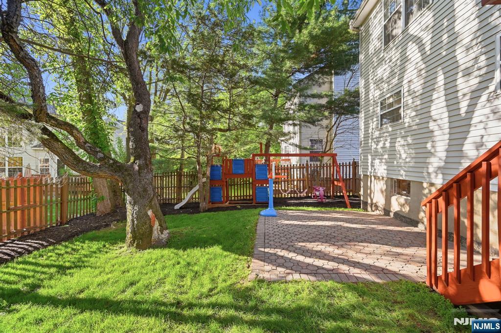 19 Colmart Way Bridgewater, NJ 08807 - Photo 37 of 44