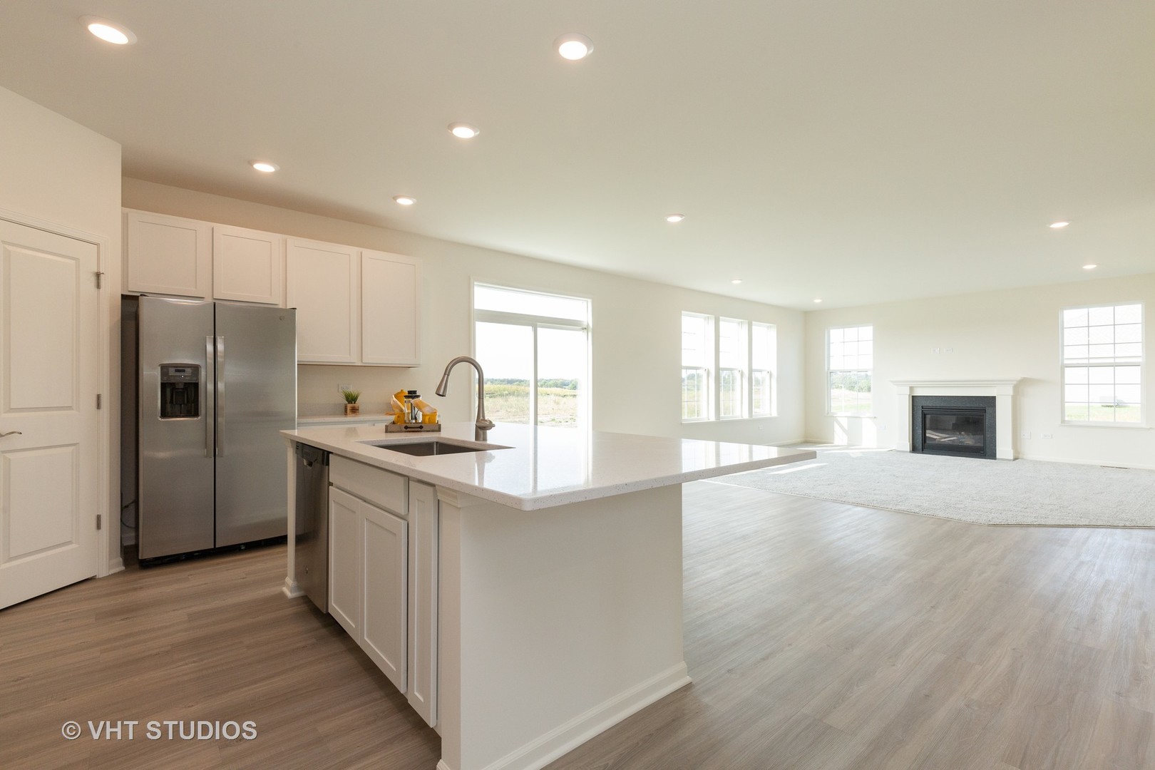 3623 Emerald Road Elgin, IL 60124 - Photo 6 of 42