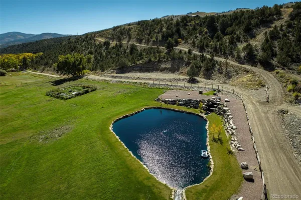 $900,000 | 7391 County Road 221, Salida, CO 81201