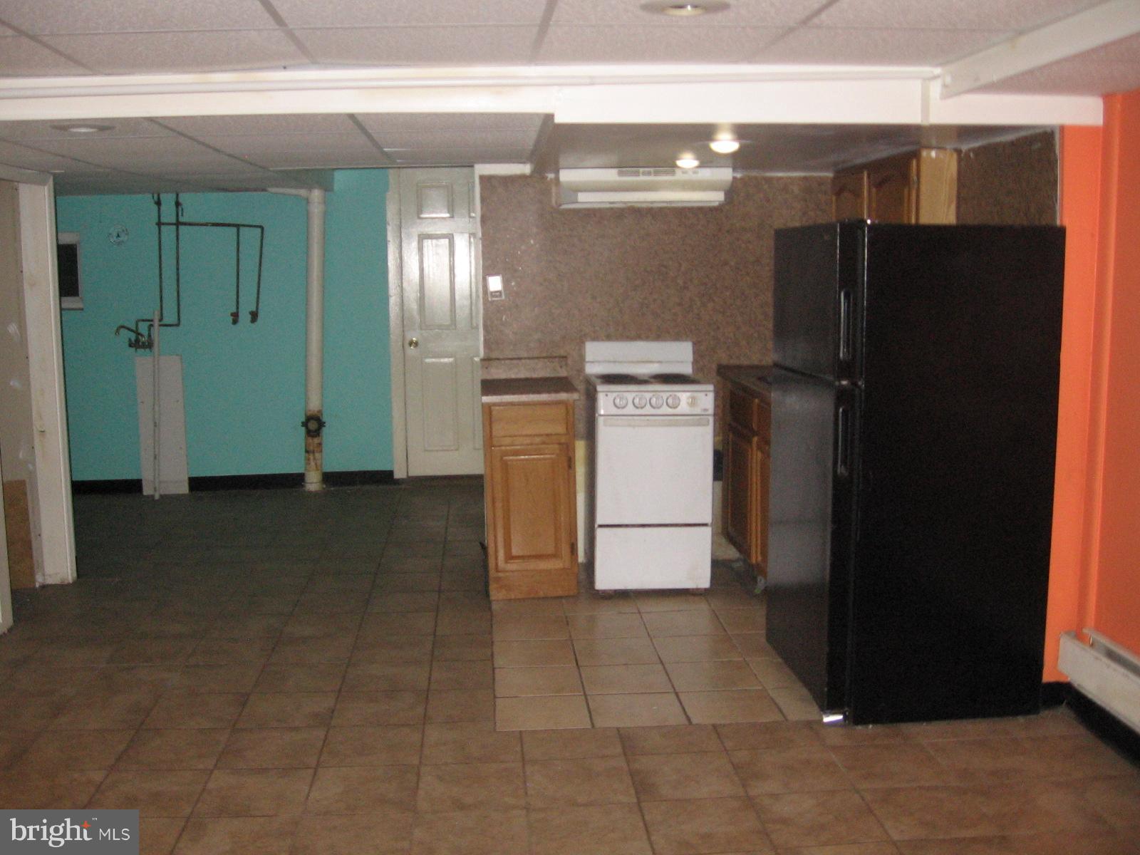 120 Kent Road Upper Darby, PA 19082 - Photo 6 of 11