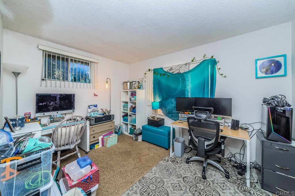 376-378 Acacia Avenue Carlsbad, CA 92008 - Photo 14 of 32