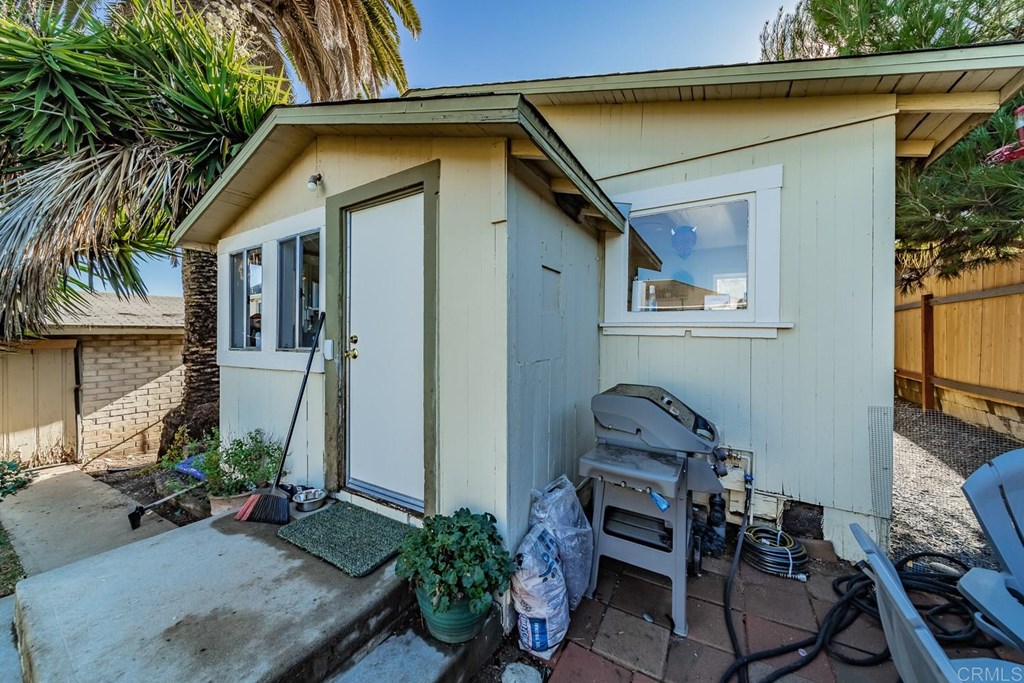 376-378 Acacia Avenue Carlsbad, CA 92008 - Photo 28 of 32