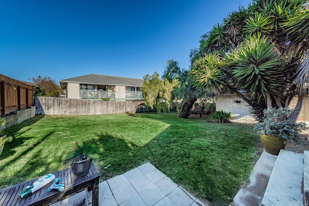 376-378 Acacia Avenue Carlsbad, CA 92008 - Photo 30 of 32