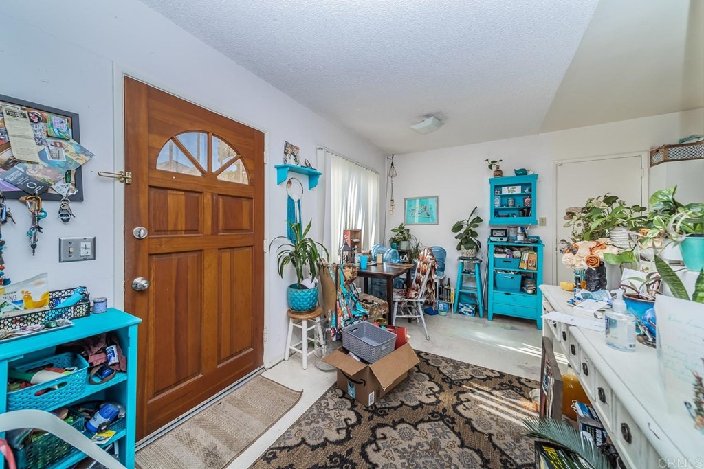 376-378 Acacia Avenue Carlsbad, CA 92008 - Photo 9 of 32