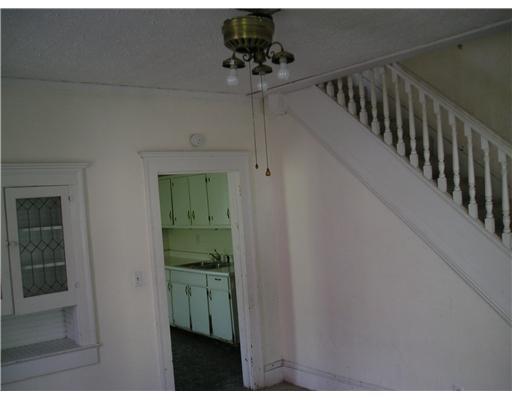 221 East Northern Avenue Springfield, OH 45503 - Photo 7 of 9