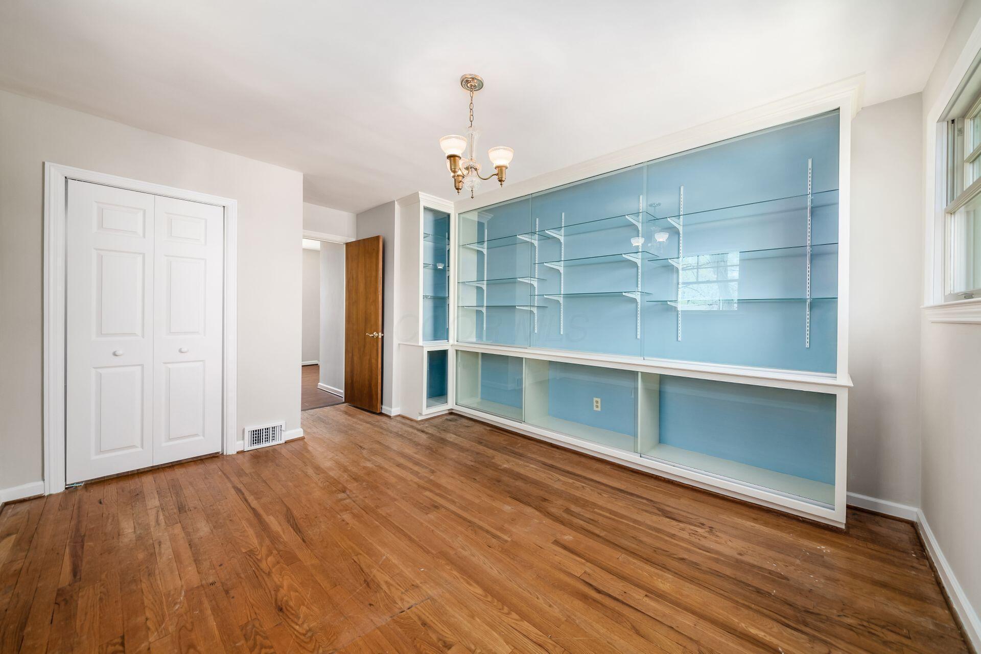 2014 Edgemont Road North Upper Arlington, OH 43212 - Photo 36 of 55 Bedroom #3