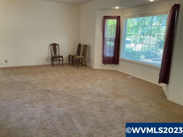 806 Southwest River Drive Dallas, OR 97338 - Photo 27 of 35