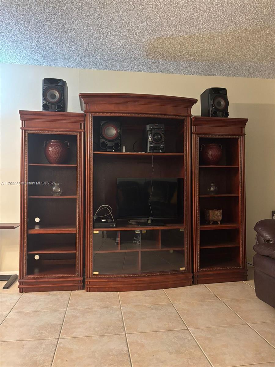 8150 West McNab Road, Unit 316 Tamarac, FL 33321 - Photo 10 of 33 Gallery Image 10