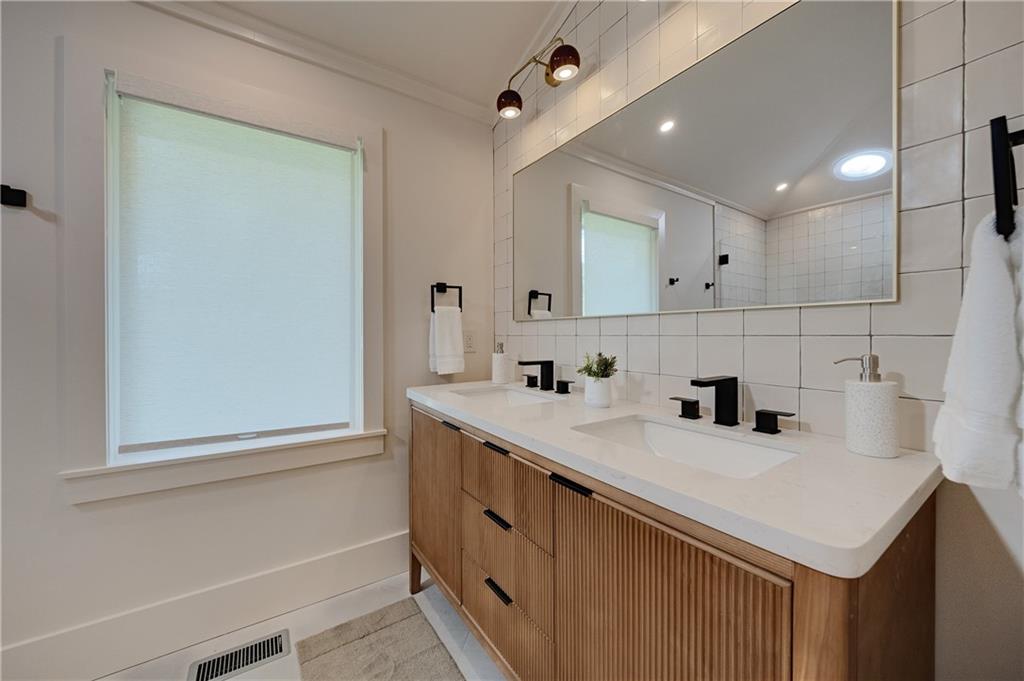 3542 North Druid Hills Road Northeast Decatur, GA 30033 - Photo 27 of 62 Gallery Image 27