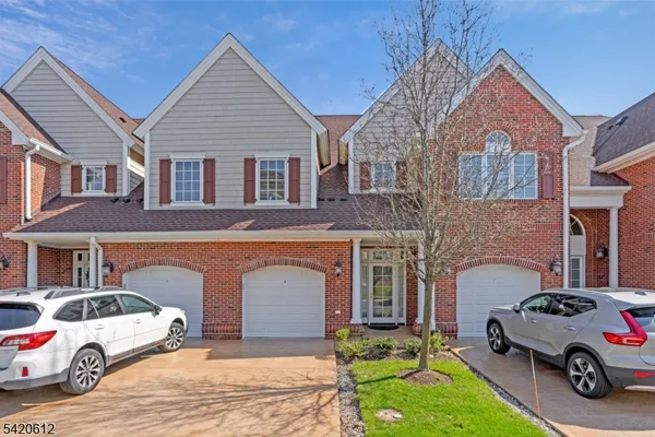 $849,500 | 8 Schmidt Circle, Watchung, NJ 07069