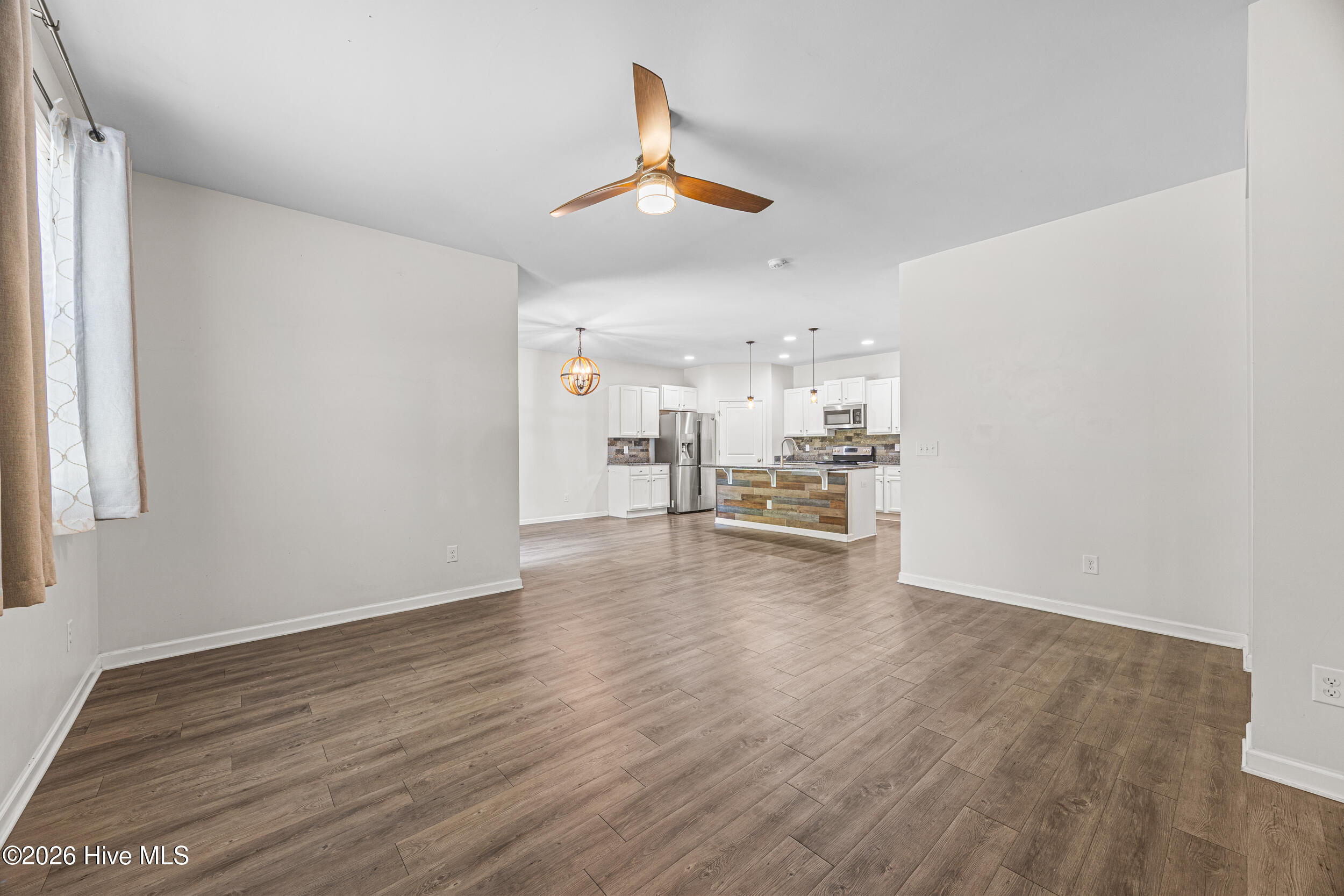 109 Mardella Way Holly Ridge, NC 28445 - Photo 13 of 47 25_living room