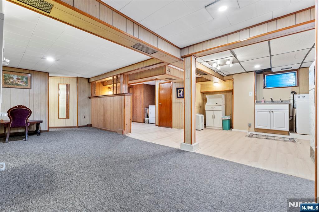 840 Roosevelt Avenue Secaucus, NJ 07094 - Photo 19 of 28