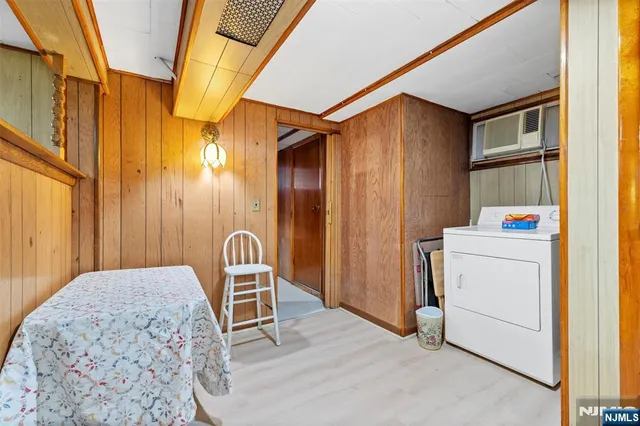 $650,000 | 840 Roosevelt Avenue, Secaucus, NJ 07094