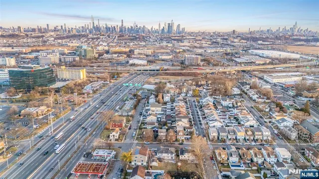 $650,000 | 840 Roosevelt Avenue, Secaucus, NJ 07094