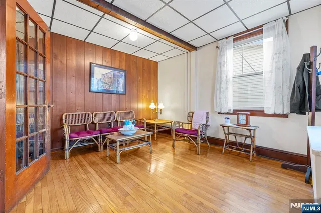 $650,000 | 840 Roosevelt Avenue, Secaucus, NJ 07094